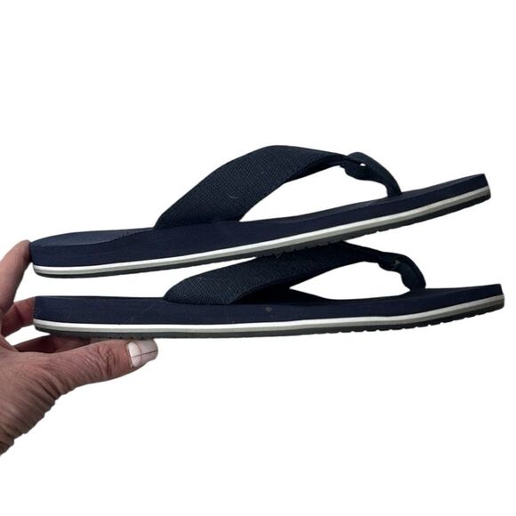 American Eagle Men’s Navy Sandals. Size 8. - Picture 5 of 7